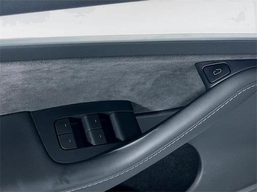 2023 Tesla Model Y Performance Dual Motor All-Wheel Drive