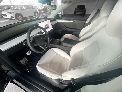 2023 Tesla Model Y Performance Dual Motor All-Wheel Drive