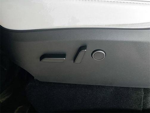 2023 Tesla Model Y Performance Dual Motor All-Wheel Drive
