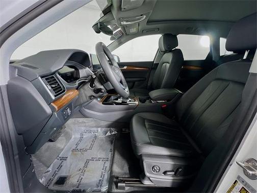 2023 Audi Q5 40 Premium Plus