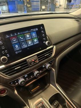 2022 Honda Accord Touring 2.0T