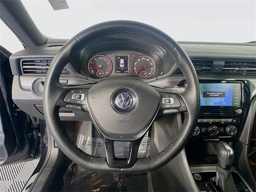 2021 Volkswagen Passat 2.0T R-Line