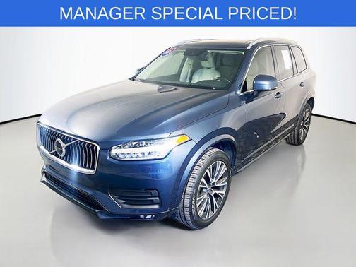 2021 Volvo XC90 T6 Momentum