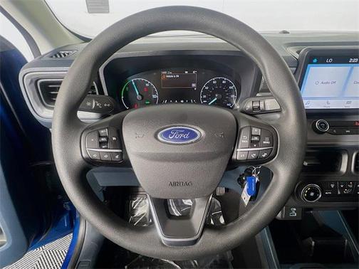 2023 Ford Maverick XL