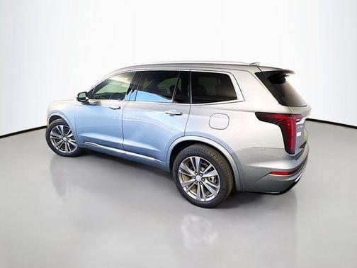 2024 Cadillac XT6 Premium Luxury FWD