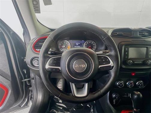 2017 Jeep Renegade Trailhawk