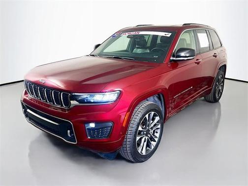 2022 Jeep Grand Cherokee Overland