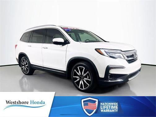 2022 Honda Pilot Touring 8-Passenger