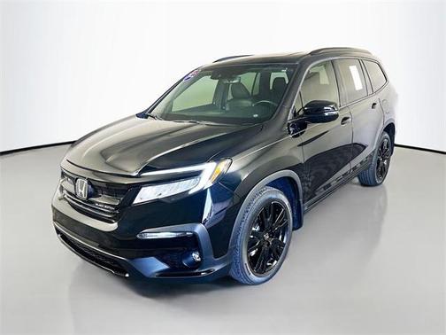 2022 Honda Pilot AWD Black Edition