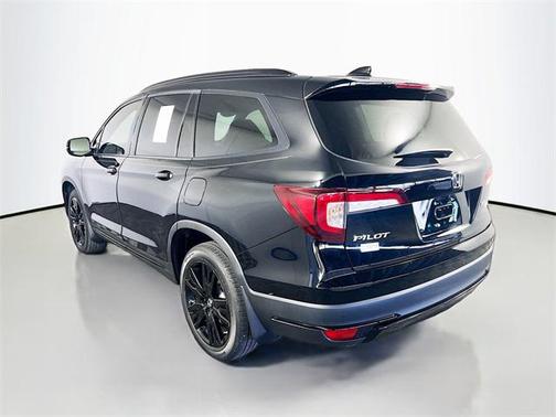 2022 Honda Pilot AWD Black Edition