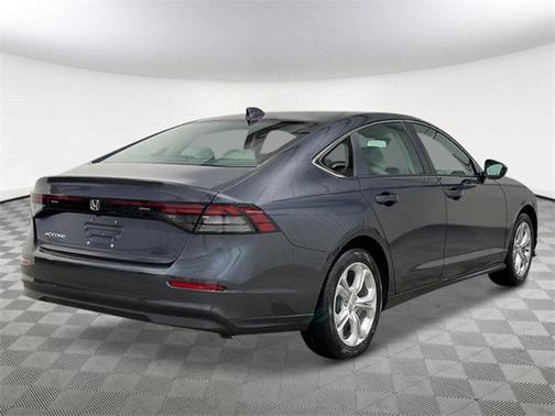 2025 Honda Accord LX 1.5T