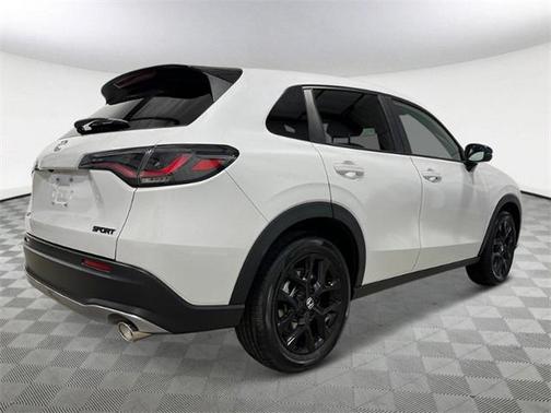 2025 Honda HR-V 2WD Sport