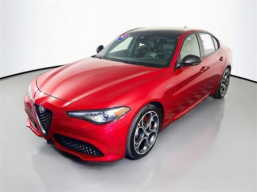 2023 Alfa Romeo Giulia Veloce AWD