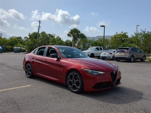 2023 Alfa Romeo Giulia Veloce AWD