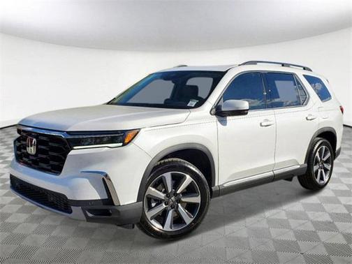 2025 Honda Pilot Touring 8-Passenger