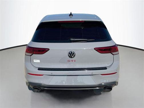 2024 Volkswagen Golf GTI 2.0T SE DSG