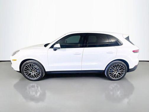 White 2021 Porsche Cayenne Cayenne