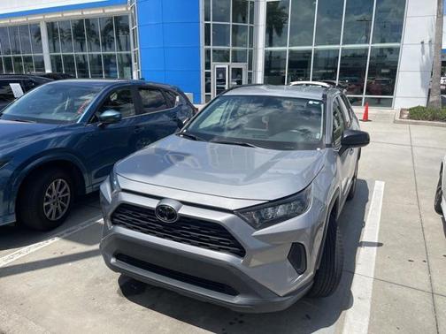 2021 Toyota RAV4 LE