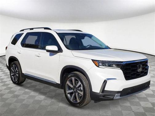 2025 Honda Pilot Touring 8-Passenger