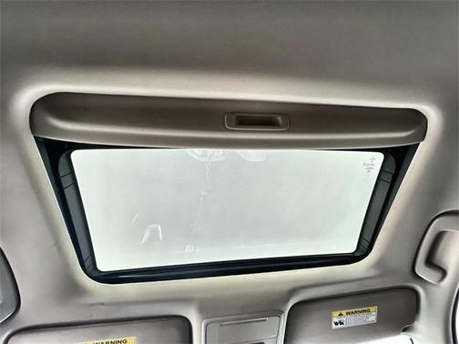 Photo 3 of 34 of 2022 Honda Civic Touring