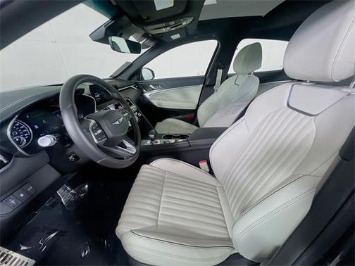 2024 Genesis G70 2.5T RWD