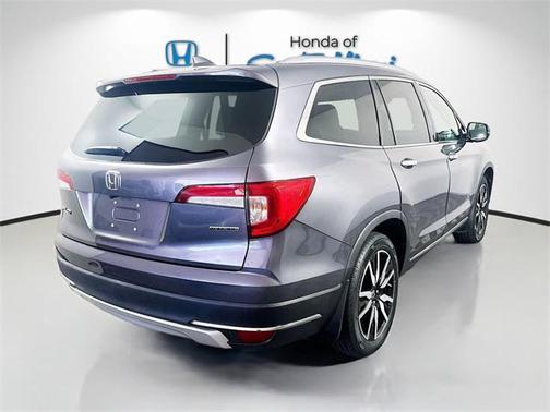 2022 Honda Pilot Touring 8-Passenger