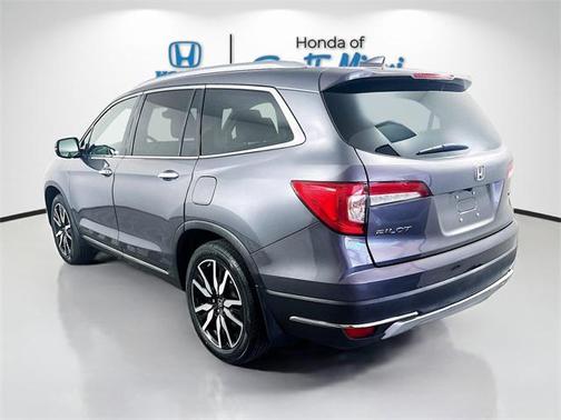2022 Honda Pilot Touring 8-Passenger