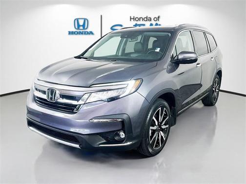 2022 Honda Pilot Touring 8-Passenger