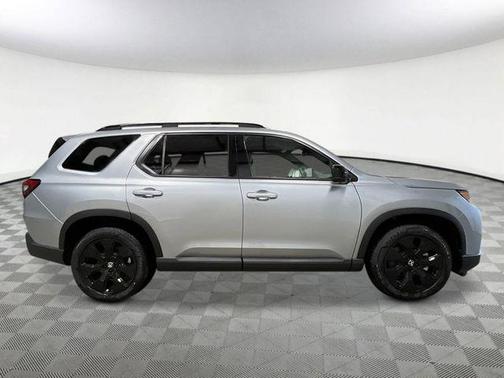 Silver Metallic 2026 Honda Pilot Black Edition