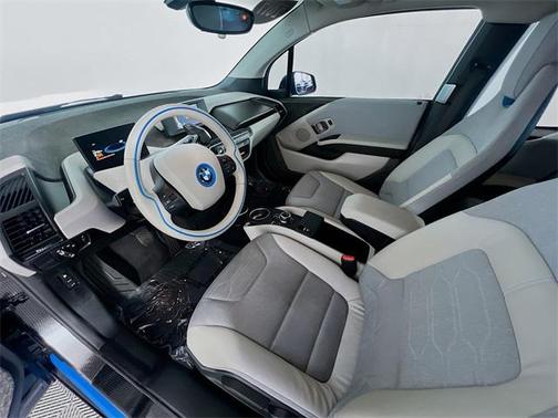 2017 BMW i3 94 Ah w/Range Extender