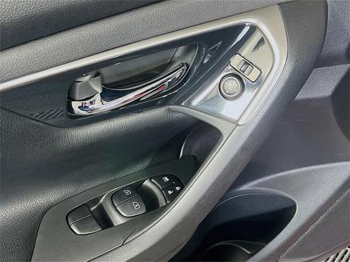 2014 Nissan Altima 2.5 SV