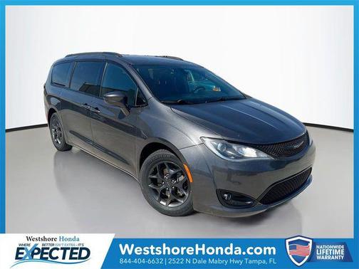 2019 Chrysler Pacifica Touring-L Plus