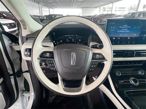 2023 Lincoln Nautilus Black Label