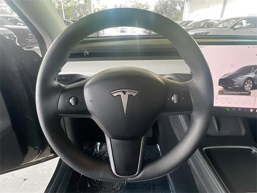 2024 Tesla Model Y Long Range Dual Motor All-Wheel Drive