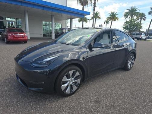 2024 Tesla Model Y Long Range Dual Motor All-Wheel Drive