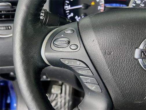 2020 Nissan Pathfinder SL 2WD