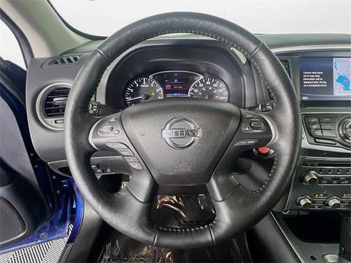 2020 Nissan Pathfinder SL 2WD