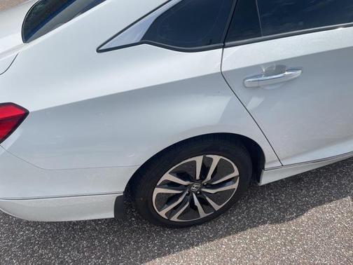 2020 Honda Accord Hybrid Touring