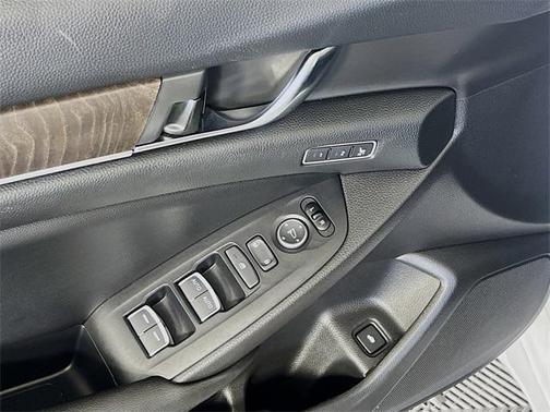 2020 Honda Accord Hybrid Touring