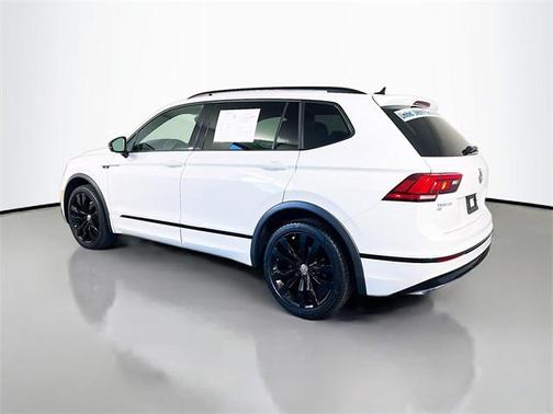 2021 Volkswagen Tiguan 2.0T SE R-Line Black