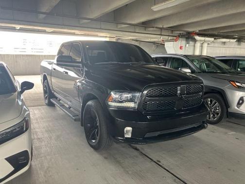 2018 RAM 1500 Night Crew Cab 4x4 5'7' Box