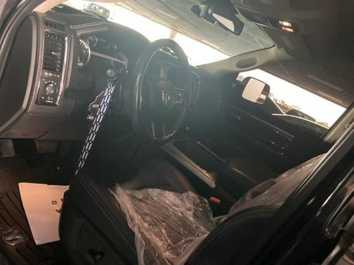 2018 RAM 1500 Night Crew Cab 4x4 5'7' Box