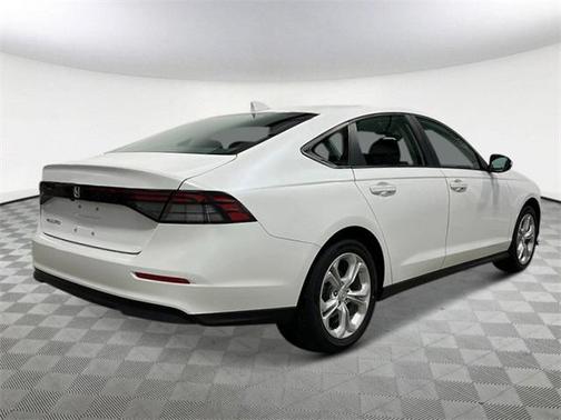 2025 Honda Accord LX 1.5T