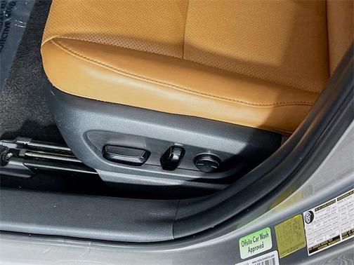 2021 Lexus UX 200 Base
