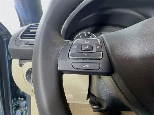 2014 Volkswagen Eos Executive