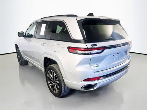 Silver Zynith 2022 Jeep Grand Cherokee 4xe Overland
