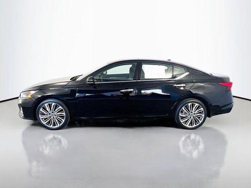 2024 Nissan Altima 2.5 SL