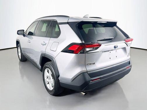 2020 Toyota RAV4 Hybrid LE