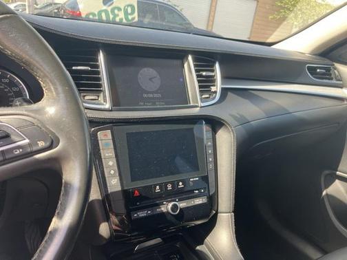 2019 INFINITI QX50 Luxe