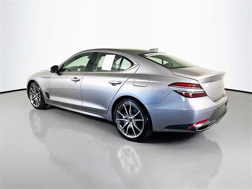 2025 Genesis G70 2.5T RWD